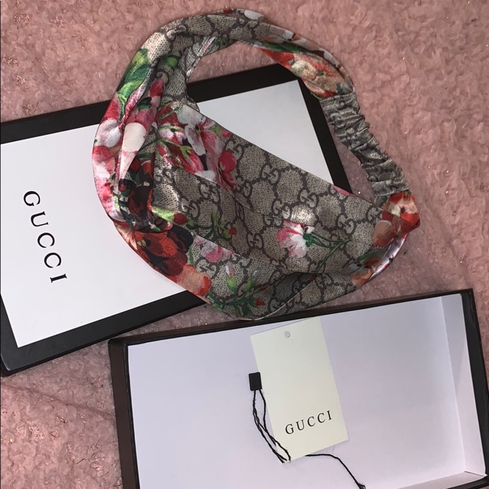 Gucci headband